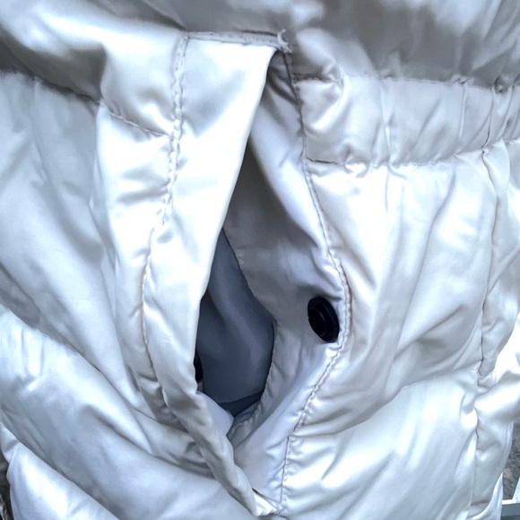 Vintage Y2K | Down Filled Warm White Puffer Coat | GAP | Woman’s Large - Picture 8 of 13